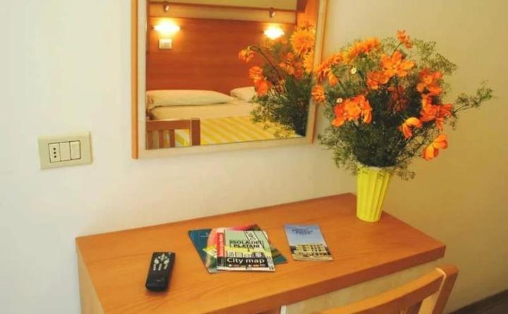 Hotel Piccolo Fiore Bellaria-Igea Marina Esterno foto